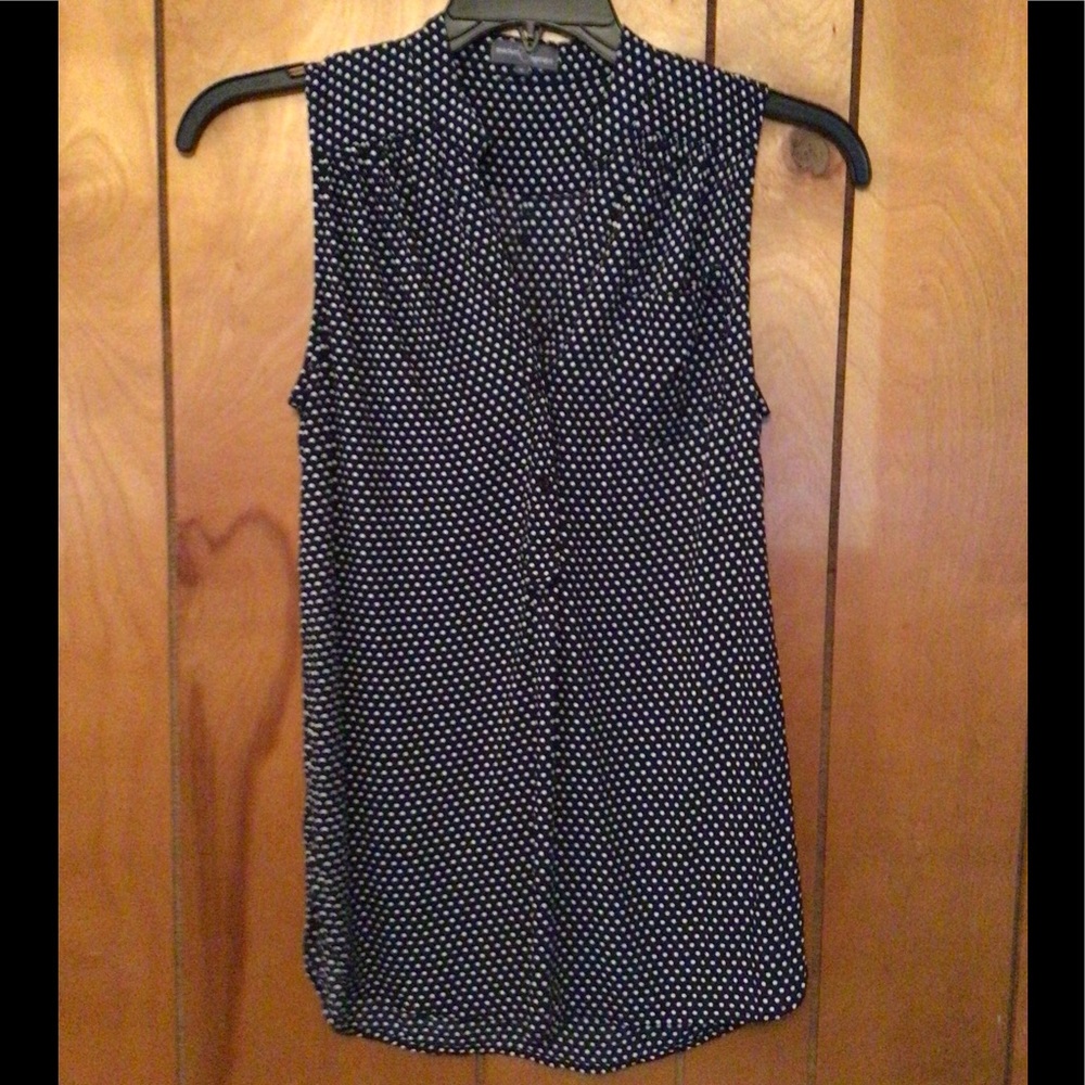 Sleeveless Shirt